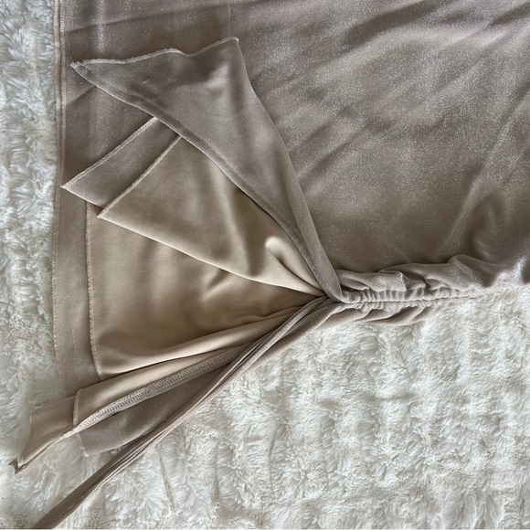 PRINCESS POLLY DRESS - Picture 3 of 4